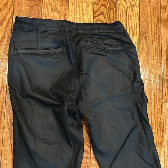 Black pants - Picture 3 of 8